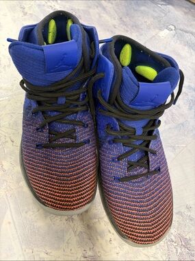 Nike Air Jordan XXXI 31 Basketball Shoes – Men’s US 9 – Blue/Orange